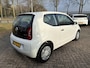 Volkswagen Up! 1.0 easy up! BlueMotion | Airconditioning | ABS | Radio/CD Mp3 | Parrot carkit | All-Season banden | VW-Dealer onderhouden |