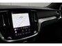 Volvo V60 T8 Plug-in hybrid AWD Ultra Perf. Ed. Dark | Sportstoelen | 19" Velgen