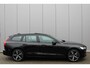 Volvo V60 T8 Plug-in hybrid AWD Ultra Perf. Ed. Dark | Sportstoelen | 19" Velgen
