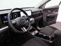 Hyundai Kona Electric Long Range Pure Edition 64.8 kWh | Stuurverwarming | Stoelverwarming | Achteruitrijcamera | 12,3-inch Multimediascherm met navigatie |