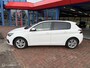 Peugeot 308 1.2 PureTech Blue Lease Executive APPLE CARPLAY!