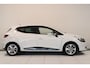 Renault Clio 0.9 TCe Limited | Parkeersensor | Airco | Trekhaak | Navigatie |