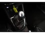 Renault Clio 0.9 TCe Limited | Parkeersensor | Airco | Trekhaak | Navigatie |