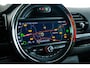 MINI Clubman Mini Cooper Pepper Panoramadak - Comfort Access - Elektrisch inklapbare buitenspiegels - PDC Voor/Achter - MINI navigatiesysteem - Middenarmsteun voor - Binnenlichtpakket -