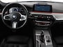 BMW 5-Serie 520i M Sport | Stoelventilatie | Leder | Adaptief LED | Stuurverwarming | Navigatie | Parkeerhulp | Stoelverwarming | DAB | Standkachel | Cruise control | Memory | Climate control