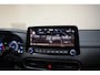 Hyundai Kona Electric EV Premium Sky 64 kWh 3 fase [ Schuif/kanteldak Leder Stoelverwarming LED Navi ]