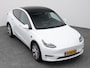 Tesla Model Y RWD 58 kWh | PANO | CAMERA | AUTOPILOT | KEYLESS | STOELVERWARMING