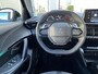 Peugeot 2008 1.2 PureTech Allure Pack | Clima/Cruise/Apple CarPlay-Android Auto/17"/Bluetooth/PDC Achter/Privacy-Glass