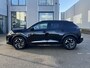 Peugeot 2008 1.2 PureTech Allure Pack | Clima/Cruise/Apple CarPlay-Android Auto/17"/Bluetooth/PDC Achter/Privacy-Glass