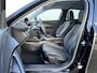 Peugeot 2008 1.2 PureTech Allure Pack | Clima/Cruise/Apple CarPlay-Android Auto/17"/Bluetooth/PDC Achter/Privacy-Glass
