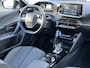 Peugeot 2008 1.2 PureTech Allure Pack | Clima/Cruise/Apple CarPlay-Android Auto/17"/Bluetooth/PDC Achter/Privacy-Glass