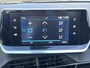 Peugeot 2008 1.2 PureTech Allure Pack | Clima/Cruise/Apple CarPlay-Android Auto/17"/Bluetooth/PDC Achter/Privacy-Glass