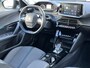 Peugeot 2008 1.2 PureTech Allure Pack | Clima/Cruise/Apple CarPlay-Android Auto/17"/Bluetooth/PDC Achter/Privacy-Glass