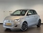 Fiat 500e La Prima 42 kWh | 8 JAAR GARANTIE! | LEDER | APPLE CARPLAY / ANDROID AUTO | CAMERA | NAVI | DODEHOEK BEWAKING |