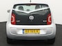 Volkswagen Up! 1.0 move up! BlueMotion Airco, Boordcomputer, Elektronisch Stabiliteits Programma, Hill hold, Start/stop systeem, Anti doorSlip Regeling De Volkswagen up! 1.0 move up! BlueMotion (2016) is het perfecte voorbeeld van hoe compact en compleet prima samen kunnen gaan. Deze slimme stadsauto is wendbaar, licht en verrassend volwasse