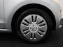 Volkswagen Up! 1.0 move up! BlueMotion Airco, Boordcomputer, Elektronisch Stabiliteits Programma, Hill hold, Start/stop systeem, Anti doorSlip Regeling De Volkswagen up! 1.0 move up! BlueMotion (2016) is het perfecte voorbeeld van hoe compact en compleet prima samen kunnen gaan. Deze slimme stadsauto is wendbaar, licht en verrassend volwasse