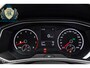 Volkswagen T-Roc 1.5 TSI R-Line PANO MATRIX DODE HOEK