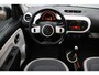 Renault Twingo 1.0 SCe Expression 2015 | Airco | Cruise Control | DAB Radio | Goed Onderhouden | Boekjes | Centrale Vergrendeling | Stuurwiel Bediening | Lichtmetalen Velgen | Nationale Autopas