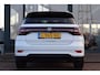 Volkswagen T-Cross 1.5 TSI Style Business R 149PK | Achteruitrijcamera | Cruise control adaptief | Hill hold functie