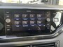 Volkswagen Polo 1.0 TSI Life Edition Achteruitrijcamera - Cruise control - Airco - Apple carplay - Navigatiesysteem - Parkeersensoren voor en achter - Licht metalen velgen 15 inch - Radio - Stuur multifunctioneel - Extra getint glas achter - Elektrische ramen voor en achter - Regensensor - Start/stop systeem