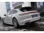 Porsche Panamera Sport Turismo 2.9 4S E-Hybrid 560PK|Org NL|1e Eig|Krijt|Sport Design|Panoramadak|Bose|Soft Close|Ambiente|Dealer Onderhouden