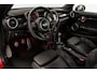 MINI Cooper S 3-Deurs 2.0 Chili Serious Business Panoramadak 17 inch Navigatie