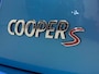 MINI Cooper S 3-Deurs 2.0 Chili Serious Business Panoramadak 17 inch Navigatie