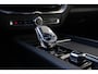 Volvo XC60 2.0 T6 Plug-in hybrid AWD Plus Black Edition | Nappa leder Open Grid | Panoramadak | Visual Park Assist | 6,4 kw Boordlader | Luchtvering | Preconditioning | Getinte ramen | Blis | Headup | Full Led | Driver Assistance | Driver Awareness | 21 Inch | Premium Audio by Harman Kardon | Google Maps | Google Assistant | Blis | Premium Pack | Elektrische achterklep | Verwarmbaar stuurwiel | Keyless | Elektrisch verstelbare voorstoelen met geheugen | Stoelverwarming voor en achte