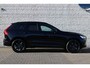 Volvo XC60 2.0 T6 Plug-in hybrid AWD Plus Black Edition | Nappa leder Open Grid | Panoramadak | Visual Park Assist | 6,4 kw Boordlader | Luchtvering | Preconditioning | Getinte ramen | Blis | Headup | Full Led | Driver Assistance | Driver Awareness | 21 Inch | Premium Audio by Harman Kardon | Google Maps | Google Assistant | Blis | Premium Pack | Elektrische achterklep | Verwarmbaar stuurwiel | Keyless | Elektrisch verstelbare voorstoelen met geheugen | Stoelverwarming voor en achter