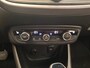 Opel Crossland 1.2 Turbo Elegance Trekhaak | Stuur- en Stoelverwarming | Camera | Parkeersensoren Rondom | Carplay | LED | Cruise | Climate | Achteruitrij Camera | Apple Carplay/Android Auto|telefoonintegratie premium | Comfortstoel(en)