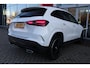 Mercedes-Benz GLA 250 e AMG LINE "NIEUW MODEL!" | PANORAMISCH SCHUIF/KANTEL DAK | SFEER VERLICHTING | ELEKTRISCH BEDIENBARE VOORSTOELEN MET GEHEUGENFUNCTIE EN "ZITKINEMATICA" | DRAADLOZE APPLE CARPLAY/ANDROID AUTO | NIGHT PAKKET: DAKRELING ZWART, ZIJRUITEN EN ACHTERRUITEN ZWART, LICHTMETALEN VELGEN 20" ZWART | HEAD UP DISPLAY | REALITY-NAVIGATIE | 360° CAMERA | MULTI BEAM LED KOPLAMPEN | DODEHOEK DETECTIE | ADAPTIVE CRUISE CONTROL | KEYLESS GO | ELEKTRISCH BEDIENBARE ACHTERKLEP | DRAADLOZE TELEFOONLADER | SURROUND BURMESTER AUDIO | WINTERPAKKET: STUUR/STOEL VERWARMING |