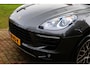 Porsche Macan 2.0 PDK. | Sportdesign Pakket | Panorama | 20 Inch | NAP | 1e Eig. | Orig. NL | Xenon | Camera | Facelift | Historie
