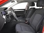 Volkswagen Passat GTE Business | Panorama dak | Trekhaak | Park assist | Dodehoekdetectie | Navigatie | Adaptief cruise control | 17"LMV