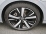 Volkswagen Golf 1.5 eHybrid 50 Edition Navigatie | Camera | Parkeersensoren | Cruise control | 18 Inch Velgen | Airco |