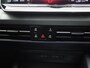 Volkswagen Golf 1.5 eHybrid 50 Edition Navigatie | Camera | Parkeersensoren | Cruise control | 18 Inch Velgen | Airco |