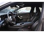 Mercedes-Benz CLA 180 Automaat AMG/Sfeerverlichting/Navigatie/Cruise control/Parkeersensoren rondom/Inklapbare spiegels/Led koplampen/Bluetooth/Lane assist