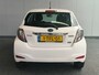 Toyota Yaris 1.5 Full Hybrid Aspiration Rijklaar + 12 maanden Bovag-garantie Henk Jongen Auto's in Helmond,  al 50 jaar service zoals 't hoort!