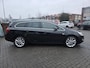 Opel Astra Sports Tourer 1.4 Turbo Cosmo | Met o.a. climate control, navigatie, cruise control en bluetooth telefoonvoorbereiding!