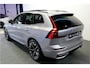 Volvo XC60 2.0 T8 AWD Recharge 335kW/456pk Aut8 Ultra Dark Facelift! LUCHTVERING + BOWERS&WILKINS + PANORAMADAK + PILOT ASSIST + ADAPT.CRUISE + LANE ASSIST + STOELMASSAGE + STOELVERWARMING&-VENTILATIE + 360 CAMERA + KEYLESS + PARKSENSOREN + 21" LM-VELGEN!!