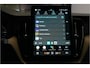 Volvo XC60 2.0 T8 AWD Recharge 335kW/456pk Aut8 Ultra Dark Facelift! LUCHTVERING + BOWERS&WILKINS + PANORAMADAK + PILOT ASSIST + ADAPT.CRUISE + LANE ASSIST + STOELMASSAGE + STOELVERWARMING&-VENTILATIE + 360 CAMERA + KEYLESS + PARKSENSOREN + 21" LM-VELGEN!!