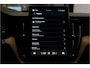Volvo XC60 2.0 T8 AWD Recharge 335kW/456pk Aut8 Ultra Dark Facelift! LUCHTVERING + BOWERS&WILKINS + PANORAMADAK + PILOT ASSIST + ADAPT.CRUISE + LANE ASSIST + STOELMASSAGE + STOELVERWARMING&-VENTILATIE + 360 CAMERA + KEYLESS + PARKSENSOREN + 21" LM-VELGEN!!