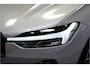 Volvo XC60 2.0 T8 AWD Recharge 335kW/456pk Aut8 Ultra Dark Facelift! LUCHTVERING + BOWERS&WILKINS + PANORAMADAK + PILOT ASSIST + ADAPT.CRUISE + LANE ASSIST + STOELMASSAGE + STOELVERWARMING&-VENTILATIE + 360 CAMERA + KEYLESS + PARKSENSOREN + 21" LM-VELGEN!!