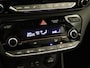 Hyundai Ioniq Premium EV SOH 89,5 % !!!- ORIGINEEL NEDERLANDSE AUTO - SCHUIF/KANTELDAK - PARKEERSENSOREN VOOR EN ACHTER - DODEHOEK DETECTIE - KEYLESS ENTRY & START - NAVIGATIE  - STUUR EN STOEL VERWARMING