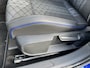 Volkswagen Golf 1.5 eTSI R-Line Edition / AUTOMAAT/ GARANTIE 03-2030/ PANO/ HARMAN KARDON/ PARK.SENSOR.V+A/ 360 CAMERA/ STUUR+STOEL VERWARM./ APP-CONNECT/ ACC/ DAB/ DIGITAL DASH/ RIJ-MODI/ ISOFIX/ 17'' LMV