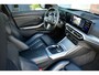 BMW 3-Serie Touring 330e M-Sport Pro Pano M-zetels ACC HUD HiFi 19inch