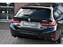 BMW 3-Serie Touring 330e M-Sport Pro Pano M-zetels ACC HUD HiFi 19inch