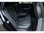 BMW 3-Serie Touring 330e M-Sport Pro Pano M-zetels ACC HUD HiFi 19inch
