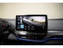 Volkswagen ID.4 82 kWh 150Kw First Pro 3-fasen [ Pano Warmtepomp LED-navigatie Apple/Android Stoelverwarming ]