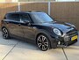 MINI Clubman 2.0 Cooper S Rockingham GT Edition Automaat | Panoramadak | HUD | Stoelverwarming | Leer/alcantara | Getint glas | Verwarmde voorruit | Keyless entry | Stuur & stoelverwarming