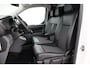 Toyota PROACE Electric Worker Standard Range Navigator Long | Trekhaak | Lat om lat | Navigatie | Apple Carplay / Android Auto | Cruise Control | Airco | 3-zits | Betonplex